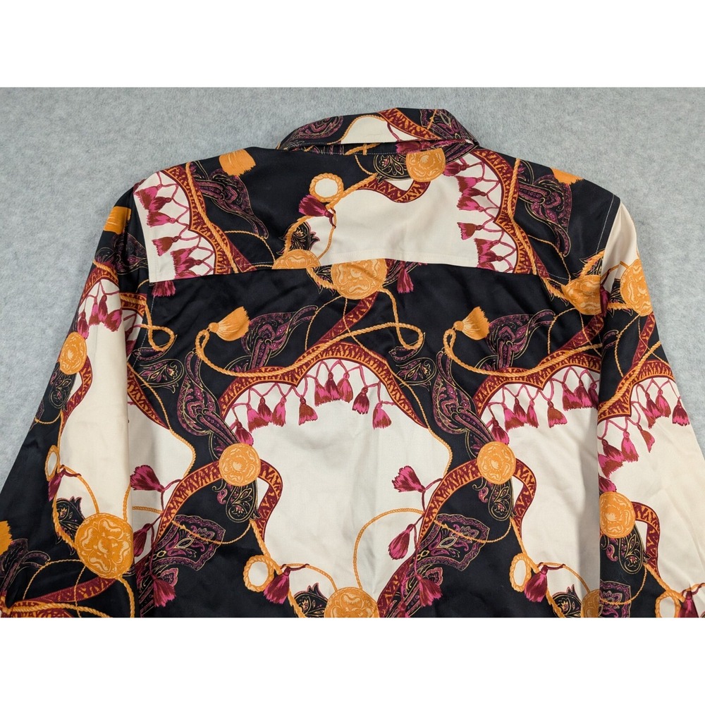 Chicos Women Top Size 4/20 NWT No Iron Tassle Gold Chain Print Button Up Long Sl - Picture 12 of 14